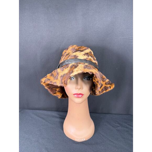 Vintage 60\'s Leopard Faux Fur Bucket Hat Leather Band Mr. John Classic main image 7